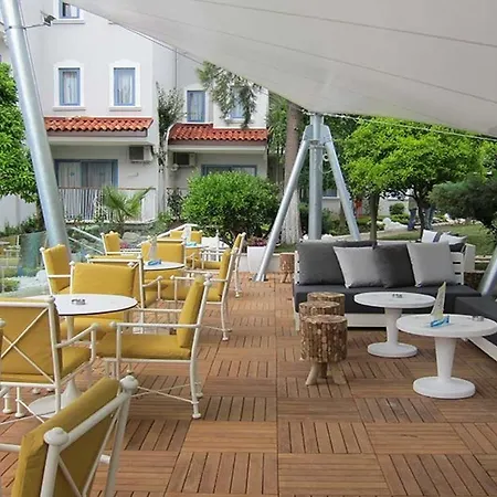 Paloma Marina - Adult Only Otel
