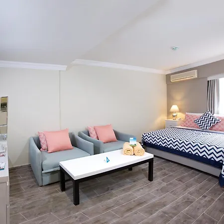 Paloma Marina - Adult Only 3* Gokcealan
